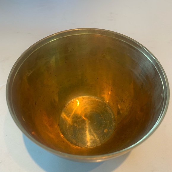 Vintage brass bowl Made in India - Picture 2 of 4